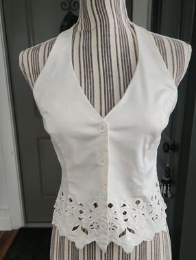 Cache Cream Halter Button-Front Top with Embroidered Hem Y2k